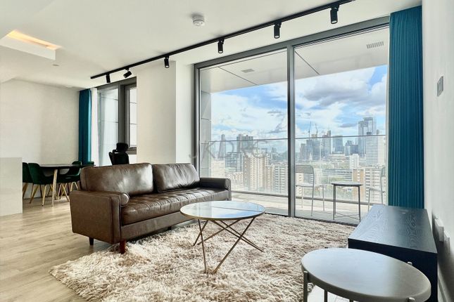 2-bed flat on Valencia Tower, Bollinder place, london, £4,300/mo