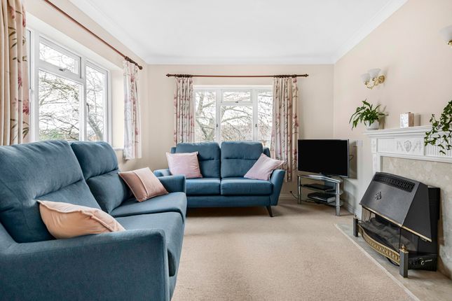 21 Trinity Court, Marlow photo 4