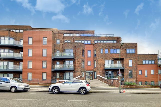 Thumbnail Flat for sale in West Heath Place, 1B Hodford Road, London