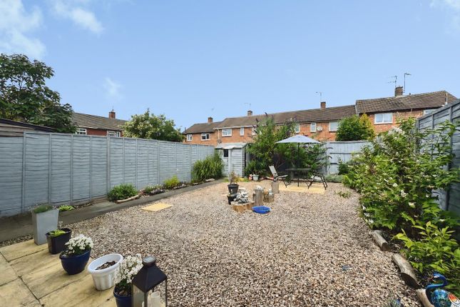 10, Pen Close, Leicester photo 2