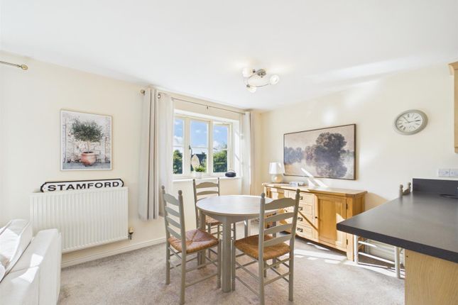 36, Riverside Place, Stamford photo 4