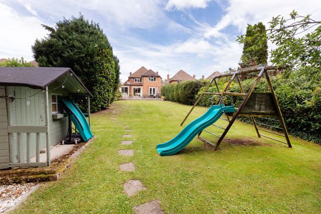 22, Bunby Road, Stoke Poges photo 4