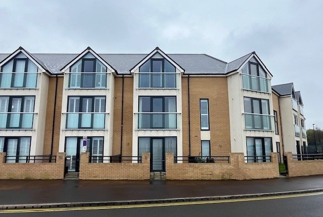 Town house to rent in Promenade, Whitley Bay