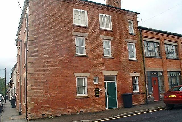 Thumbnail Town house to rent in Albert Street, Hucknall, Nottingham