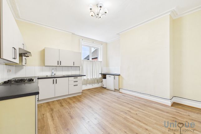 18 St. Annes Road East, Lytham St. Annes photo 4