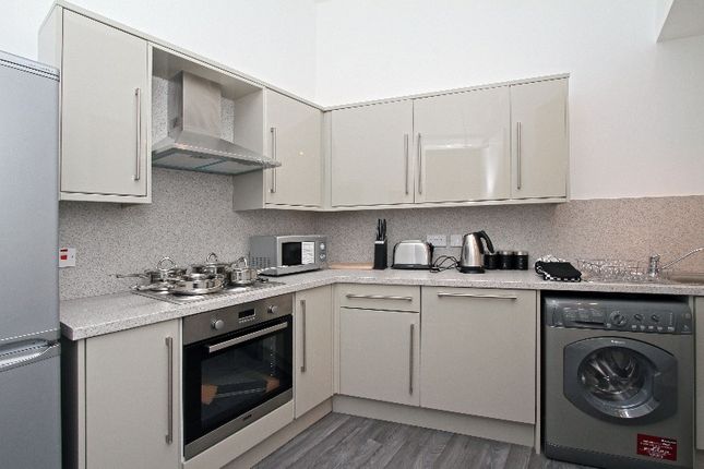 Thumbnail Flat to rent in Sciennes Road, Marchmont, Edinburgh