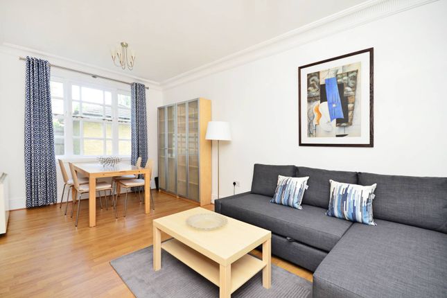 Thumbnail Flat for sale in Middleton Road, Haggerston, London