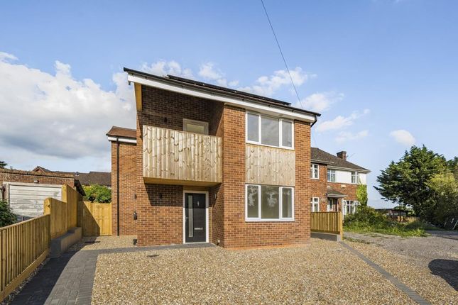 Thumbnail Detached house for sale in Berkeley Avenue, Reading