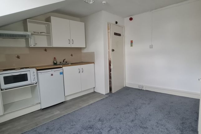 Room to rent in St Stephens Crescent, Bayswater