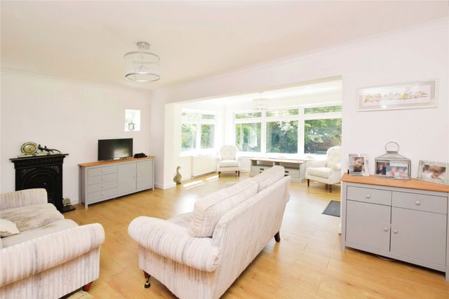 3, The Glade, Colchester photo 2