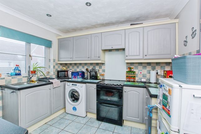 216, Elm Low Road, Wisbech photo 2