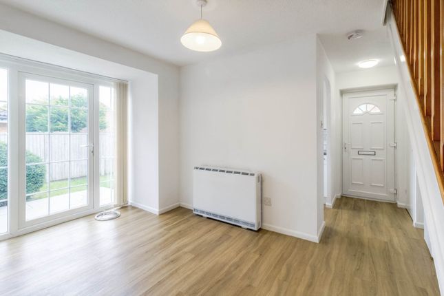 8, Housman Close, Newport Pagnell photo 4
