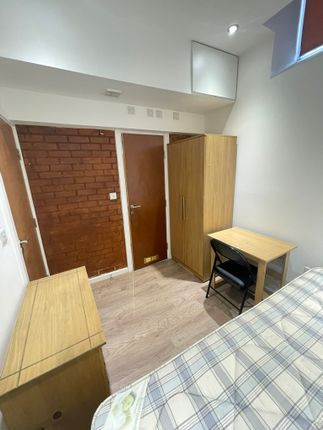 Thumbnail Room to rent in Queen Street, Leicester