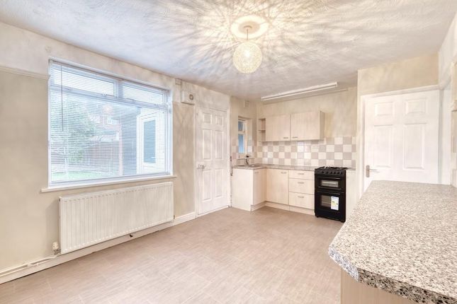 43, Kineton Road, Rednal photo 4