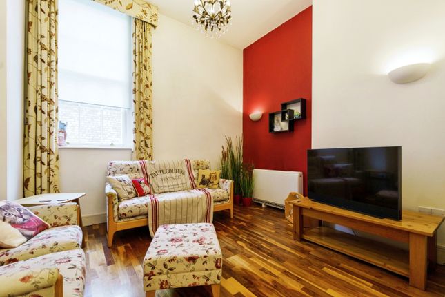 Apt 26, Liverpool photo 3