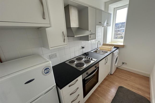 Flat to rent in South Inch Terrace, Perth