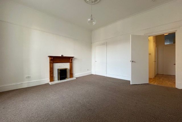 G/1, Greenock photo 4