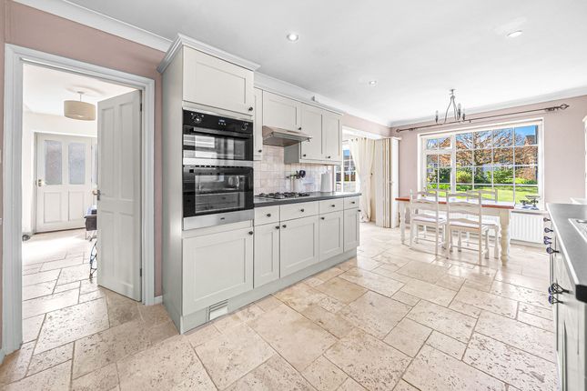 3 Melrose Crescent, Harrogate photo 3