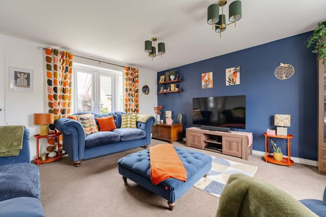 3 Silver Birch Road, Dereham photo 3