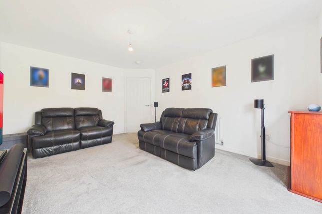 14, Craigtower Road, Motherwell photo 4