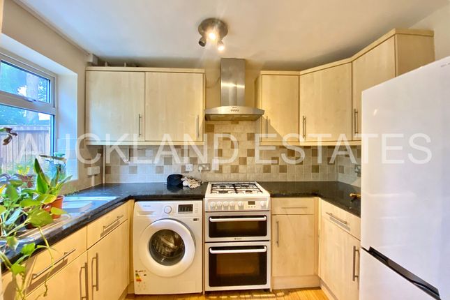 7, Welham Manor, Hatfield photo 3