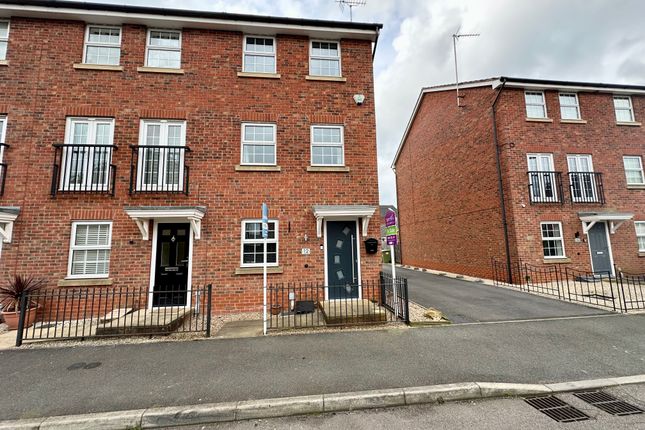 Town house for sale in Pingle Close, Shireoaks, Worksop
