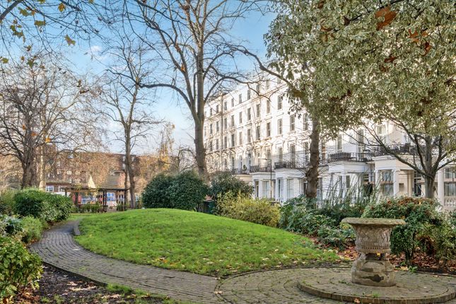 Flat 5, 18, St Stephens Gardens, London photo 3