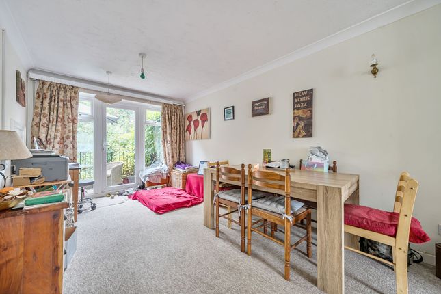 32 Barlavington Way, Midhurst photo 4