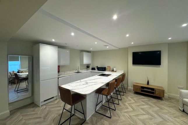2-bed house on 8, 8, Adamson Road, Swiss Cottage NW3, London, £2,750/mo