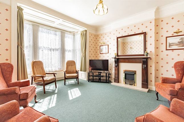 30, Canterbury Road, Herne Bay photo 3