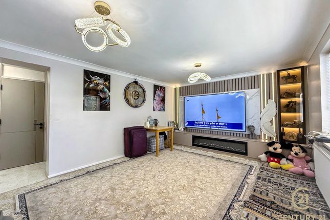 38, Convent Way, SOUTHALL photo 3