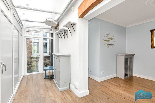 Ground Floor Flat, 393, Long Lane, London photo 4