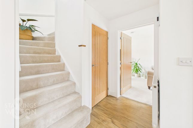 15 Ferrers Gardens, Wymondham photo 4