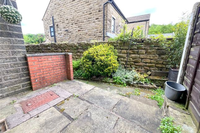 7, Oldham Road, Saddleworth photo 2
