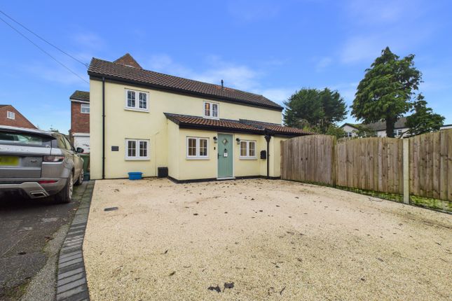 3-bed house on Corner Cottage, 4 Sheep Dyke Lane, Brigg, £250,000