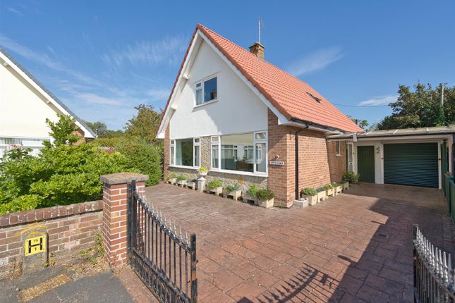 12, Manor Gardens, Weston-Super-Mare photo 2