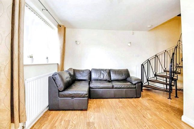 9, Cormorant Close, Washington photo 3