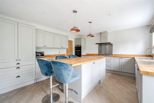 35, New Road, Wonersh photo 4