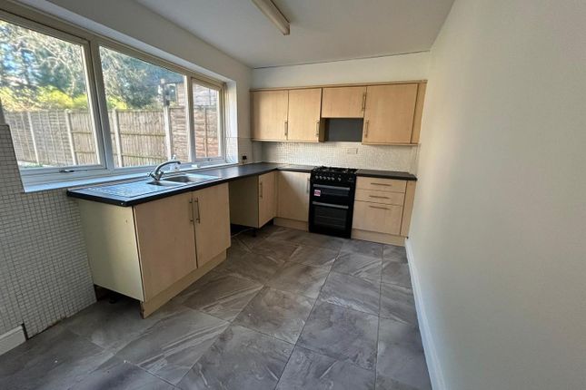 46, Dangerfield Lane, Wednesbury photo 5