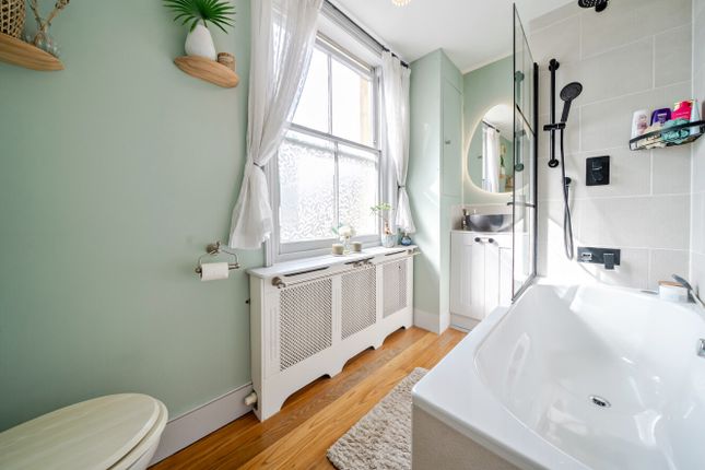 Flat C, 675, Wandsworth Road, London photo 4