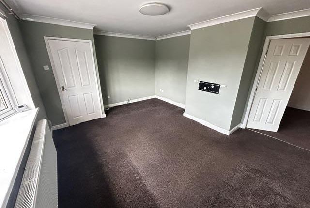 7, Plumpton Avenue, Mexborough photo 3