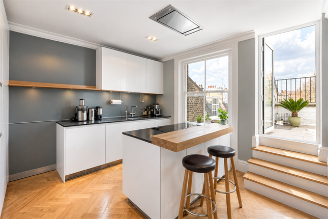 Second To Fourth Floor Maisonette, 50 Redcliffe Square, London photo 3