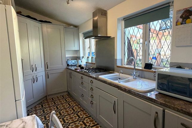 2 Dwrbach Cottages,, Dwrbach, Pembrokeshire photo 4