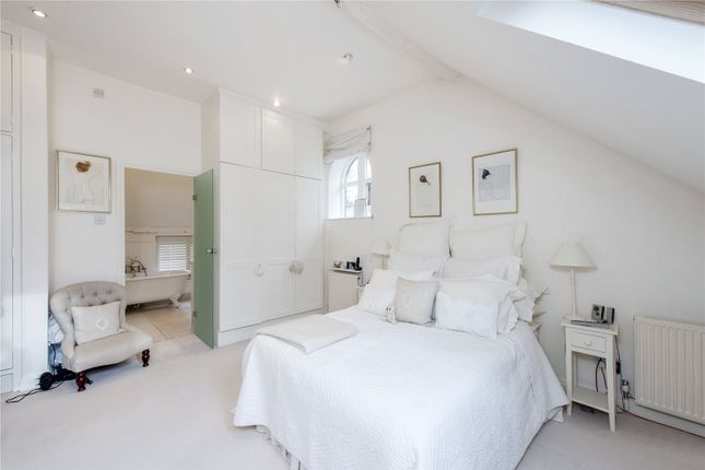 End terrace house for sale in Woodcock Hill, Rickmansworth, Hertfordshire