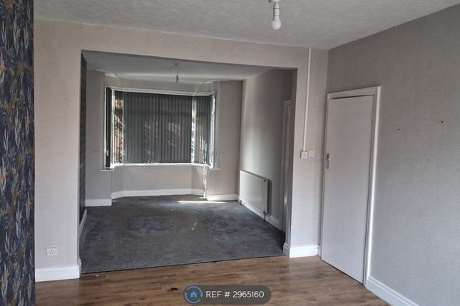 Broadway East, Redcar photo 4