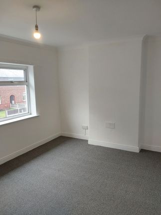 476, Atherton Road, Hindley Green photo 4