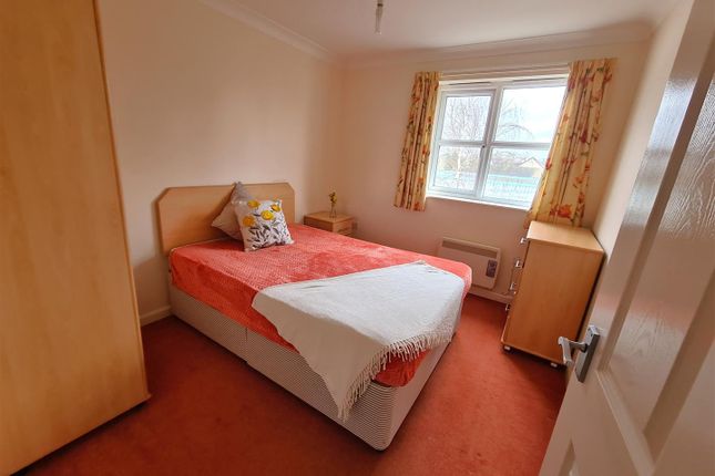 Flat to rent in Bentley House, Abbeygate Court, March PE15