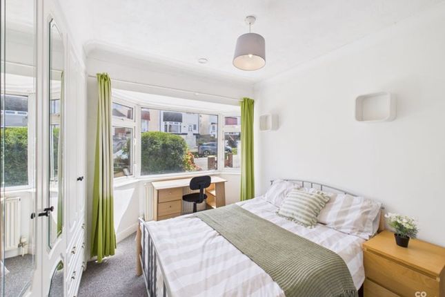 73 Widdicombe Way, Brighton photo 2