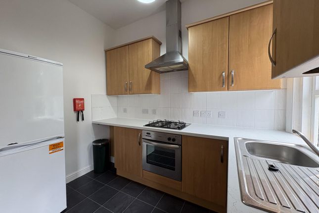 Flat 5, 17-19, Alexandra Road, Sale photo 3