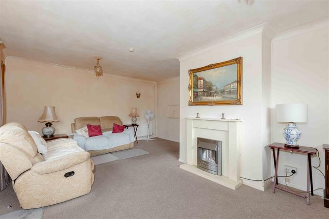 128, Findon Road, Worthing photo 2